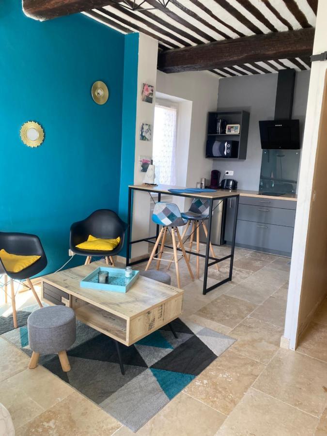 Studio De Charme Le Clos De L'Etang + Place De Parking LʼIsle-sur-la-Sorgue Zewnętrze zdjęcie